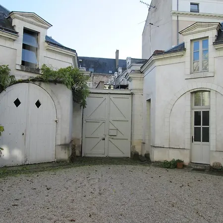 D'hotes Marchand אנז'ה