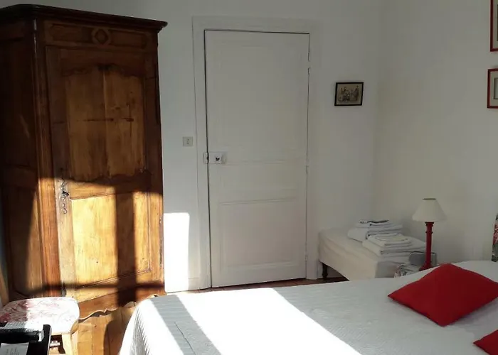 D'hôtes Marchand Alojamento de Acomodação e Pequeno-almoço